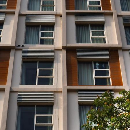 The Hotel Nova Μανταλέι Εξωτερικό φωτογραφία