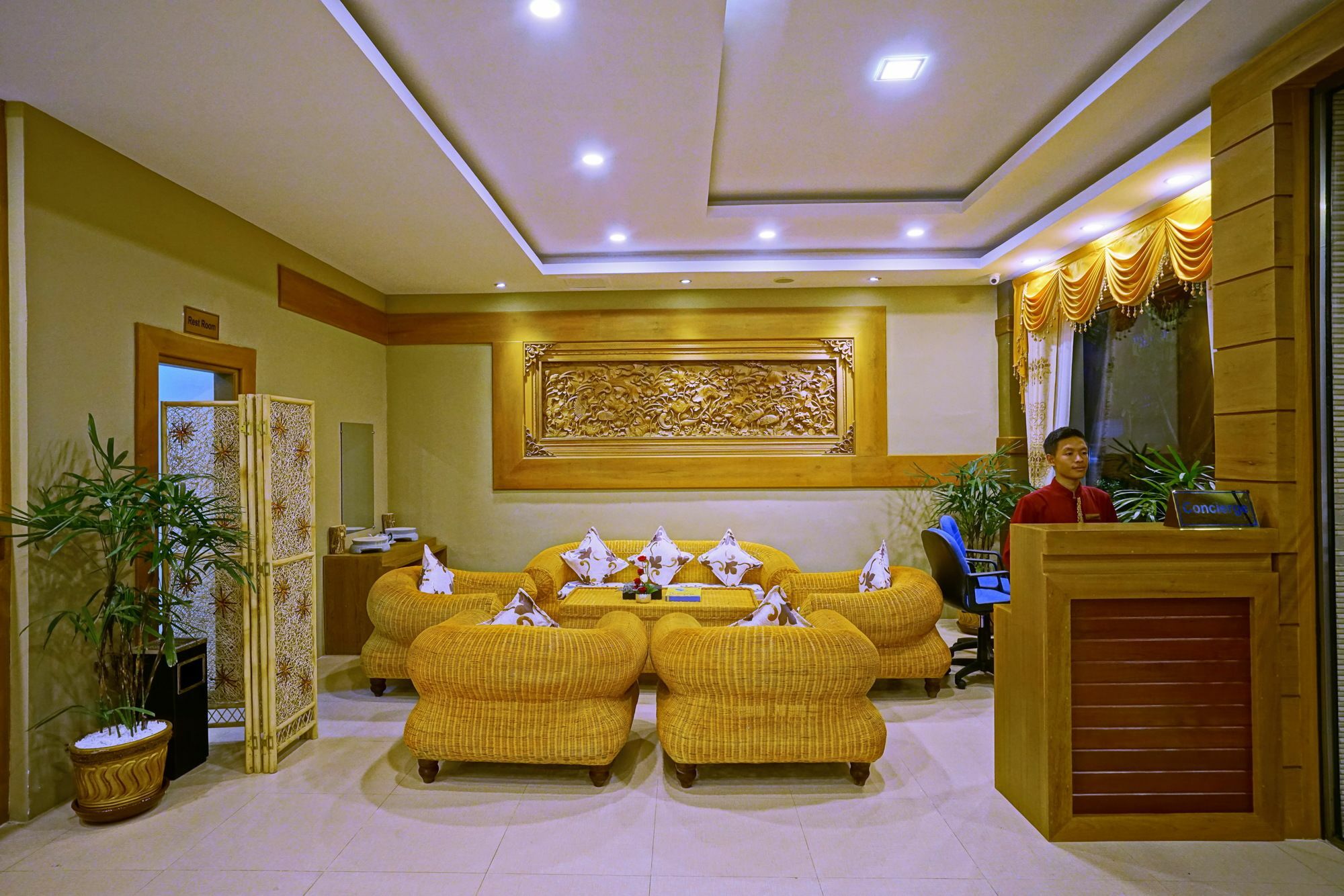 The Hotel Nova Μανταλέι Εξωτερικό φωτογραφία