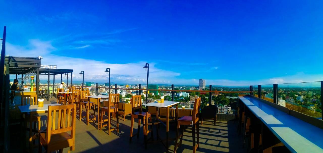 The Hotel Nova Μανταλέι Εξωτερικό φωτογραφία